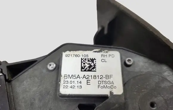 Ford Focus Front door lock BM5AA21812BF