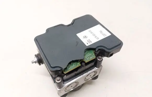 Mercedes-Benz CLA C117 X117 W117 ABS Pump A1764310400