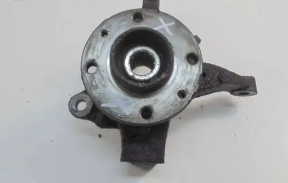 Dacia Sandero Front wheel hub spindle knuckle