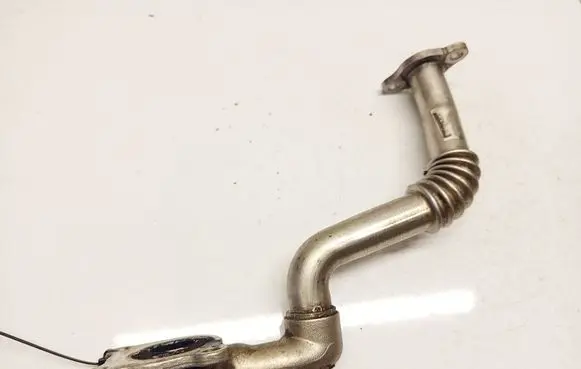 Toyota Avensis T270 EGR valve line/pipe/hose 