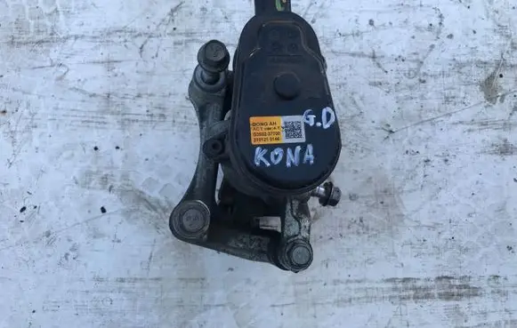Hyundai Kona I Rear brake caliper G358237700 2101210146