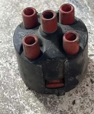 Skoda Octavia Mk1 (1U) Spark distributor cap 1230591040