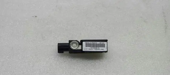 Jaguar S-Type Airbag deployment crash/impact sensor C2C30970