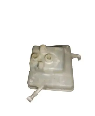 BMW 5 E60 E61 Brake fluid reservoir 32067179