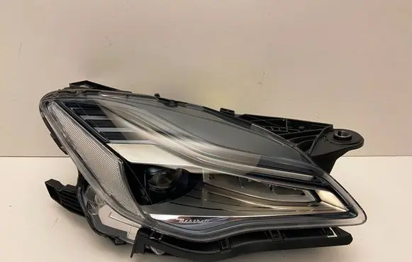 Maserati Quattroporte Headlight/headlamp 00670100614 L90139260 68690000