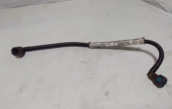 Nissan Qashqai+2 Fuel line/pipe/hose 8200934107