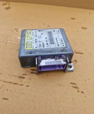 Volvo S40, V40 Airbag control unit/module 961080609E 0285001146