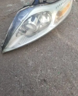 Ford Mondeo MK IV Headlight/headlamp