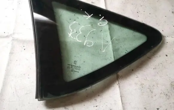 Peugeot 407 Rear side window as2