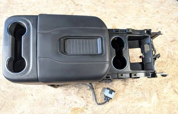 Chevrolet Tahoe Armrest 