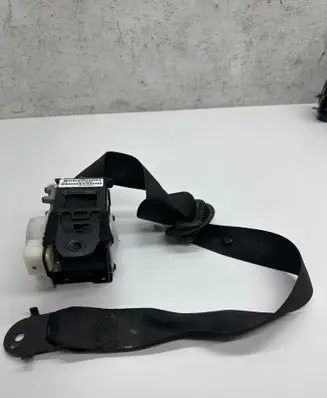 BMW X6 E71 Front seatbelt S2717196708S 11B1113P01870