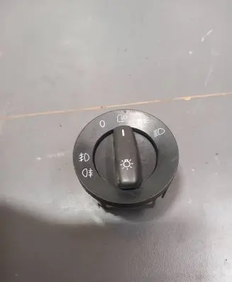 Light switch