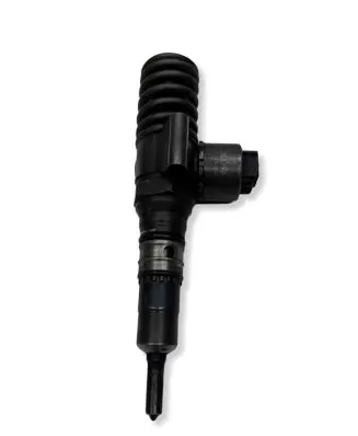 Volkswagen Golf V Fuel injector 03G130073G