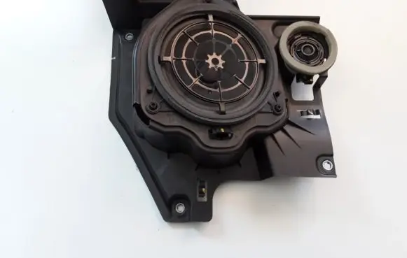 Audi TT TTS RS Mk3 8S Panel speaker 8S8035241A