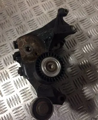 Citroen Berlingo Generator/alternator bracket 9634962980