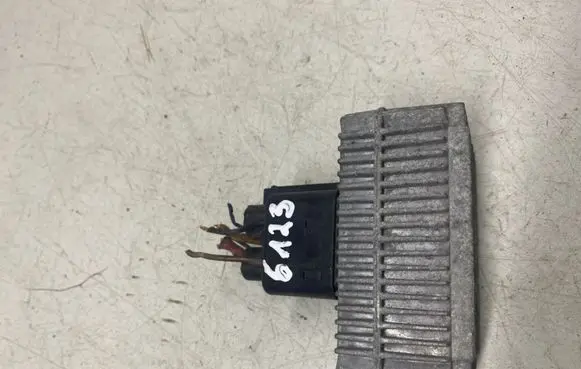 Opel Zafira A Glow plug pre-heat relay 09132691 51299008