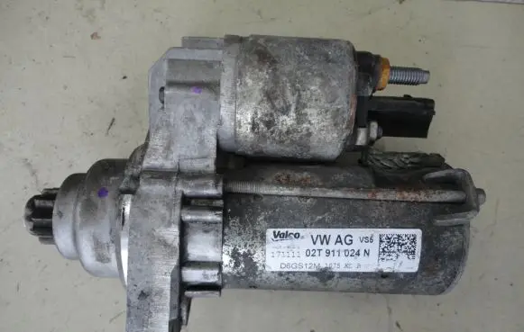 Seat Ibiza IV (6J,6P) Starter motor 02T911024N