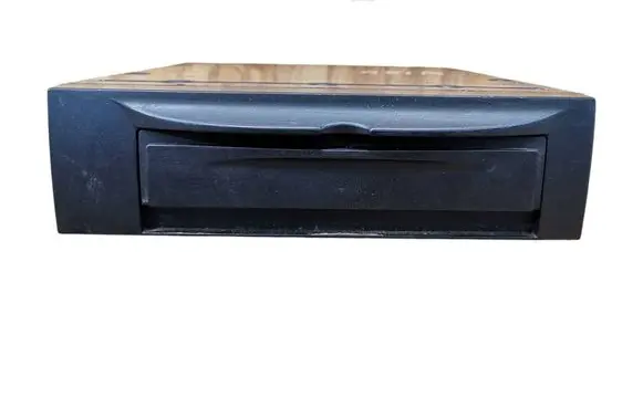 Volvo XC90 CD/DVD changer 30679809 14996