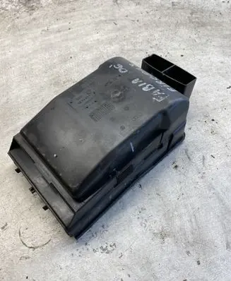 Skoda Fabia Mk2 (5J) Battery box tray cover/lid 6Q0819875B
