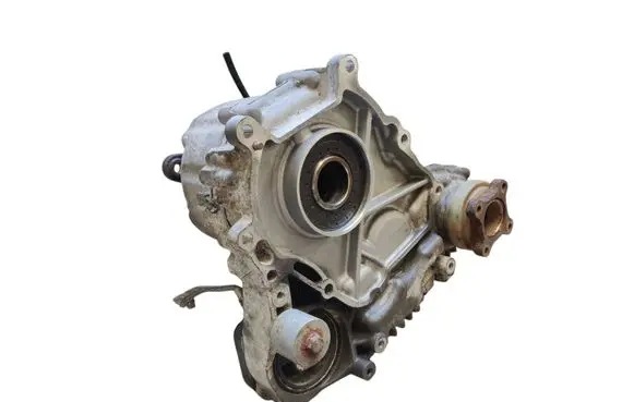 Gearbox transfer box case