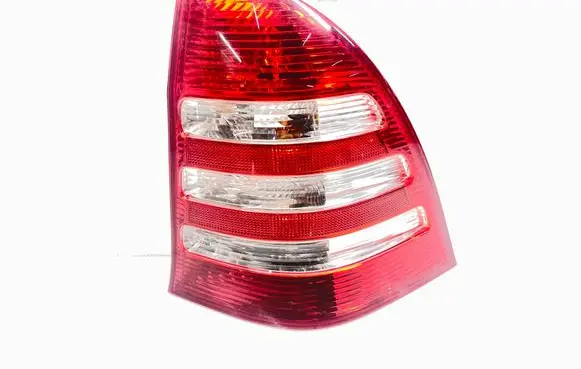 Mercedes-Benz C W203 Rear/tail lights 2038202464