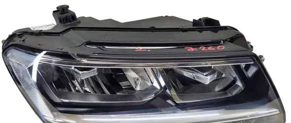 Volkswagen Tiguan Headlight/headlamp 5nb941036d.kolumb