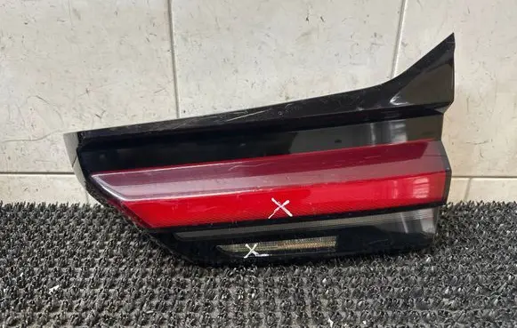 BMW 5 G30 G31 Tailgate rear/tail lights 8493830 662252 662000