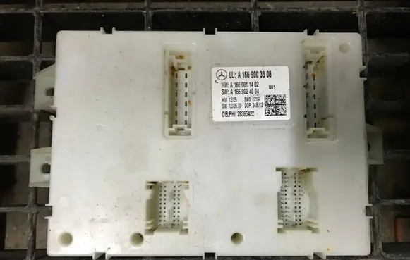 Mercedes-Benz ML W166 SAM control unit brak