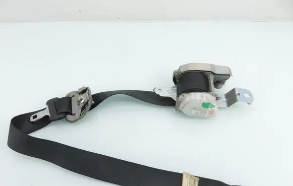 Nissan Navara Front seatbelt 7P1030P