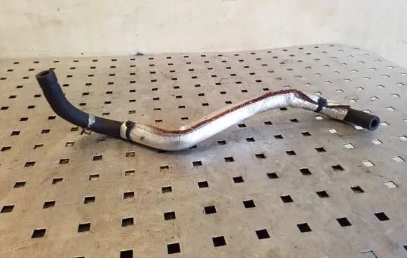 Nissan Juke I F15 Vacuum line/pipe/hose