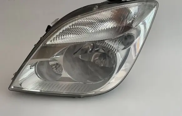 Mercedes-Benz Sprinter W906 Headlight/headlamp 1EB24701205 A9068200561