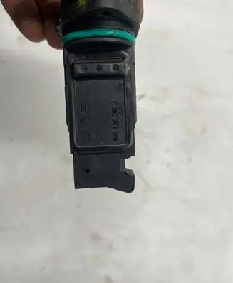 Hyundai Tucson JM Mass air flow meter F00C2620048