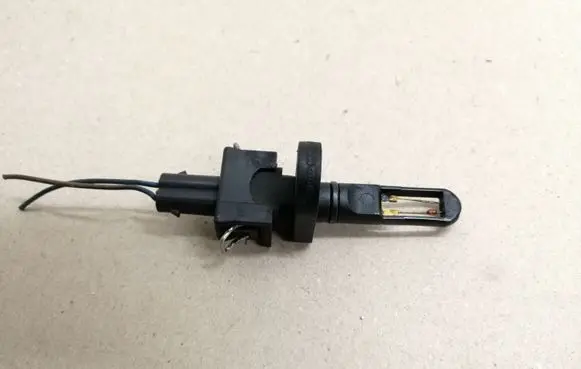 Audi A3 S3 8L Intake air temperature sensor 058905379