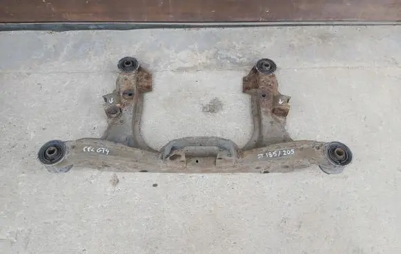 Toyota Celica T200 Rear axle beam 