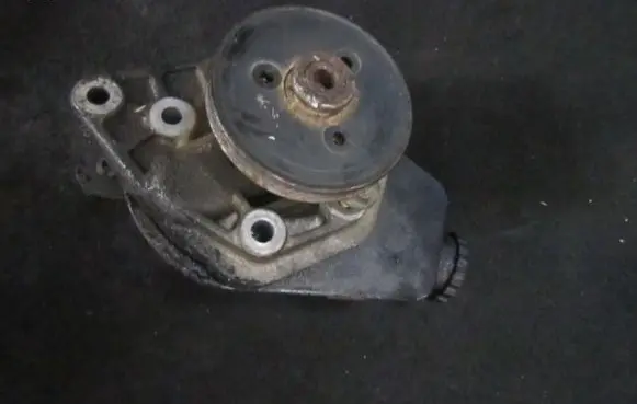 Renault Megane I Power steering pump