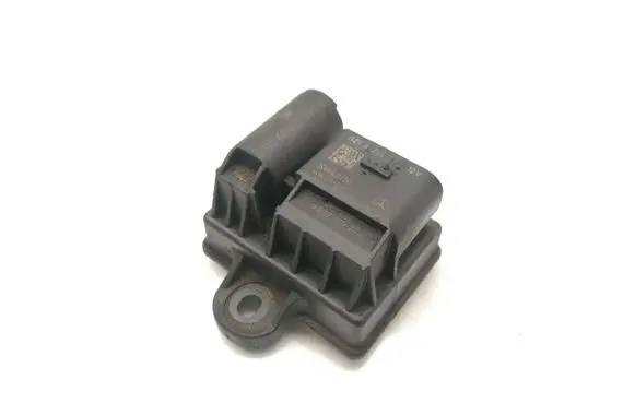 Mercedes-Benz C W204 Glow plug pre-heat relay A6519000900