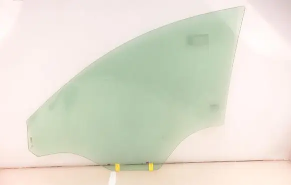 Chevrolet Captiva Front door window glass four-door