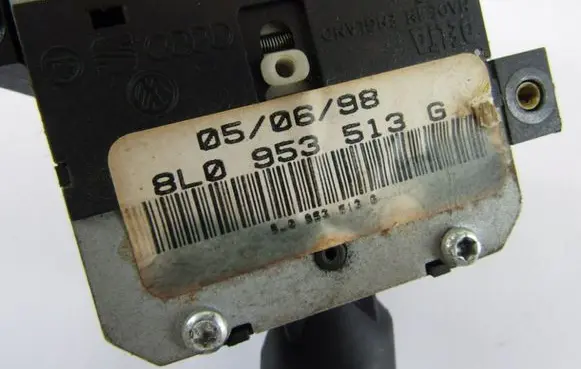 Volkswagen Golf IV Light switch 8L0953513G
