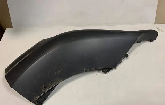 Audi Q7 4M Front bumper splitter molding 4M0807062E