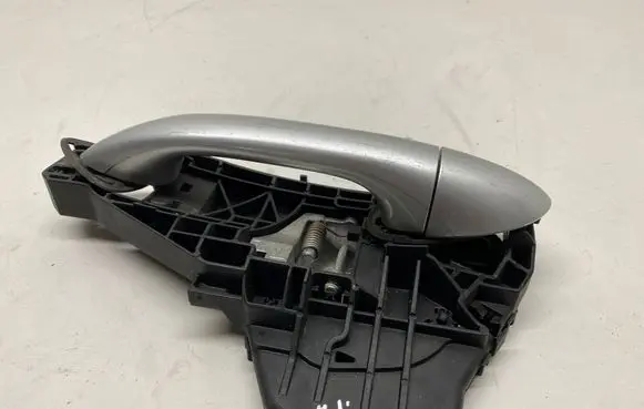 Mercedes-Benz ML W164 Front door exterior handle A1647601734