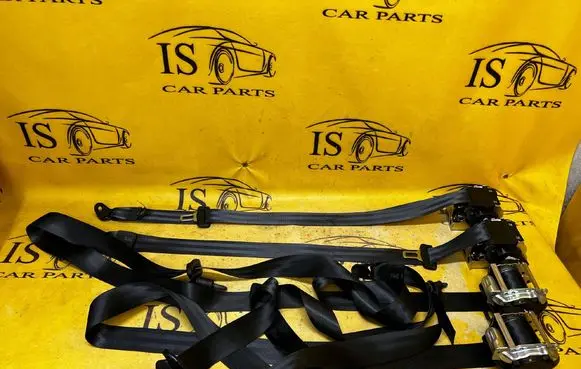 Dacia Sandero III Set of seat belts 868840292R 868858301R 868813711R