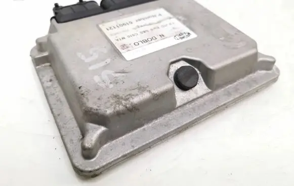 Fiat Doblo Engine control unit/module 51901121