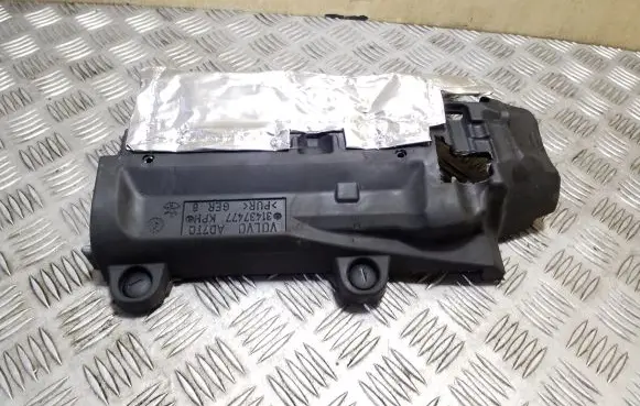 Volvo XC90 Heat shield in engine bay 