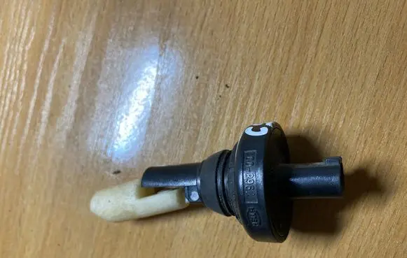 Mercedes-Benz C W203 Windshield washer fluid level sensor 2205400045 C2926