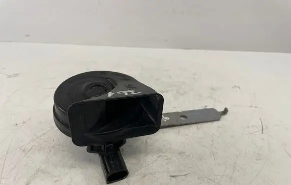 BMW X6 F16 Horn signal 7353193 61337353193