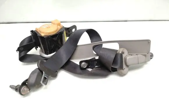 Nissan Navara D40 Front seatbelt 868844X30B 504qh9u1km