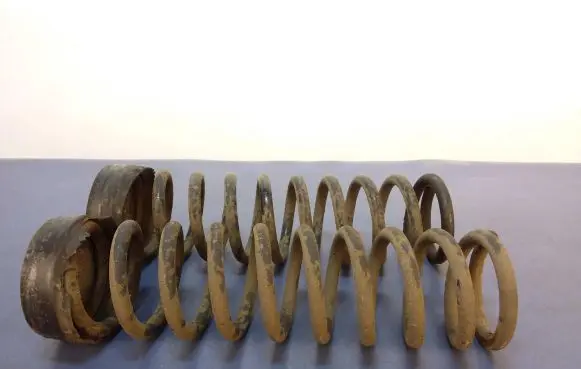 Mercedes-Benz 190 W201 Rear coil spring