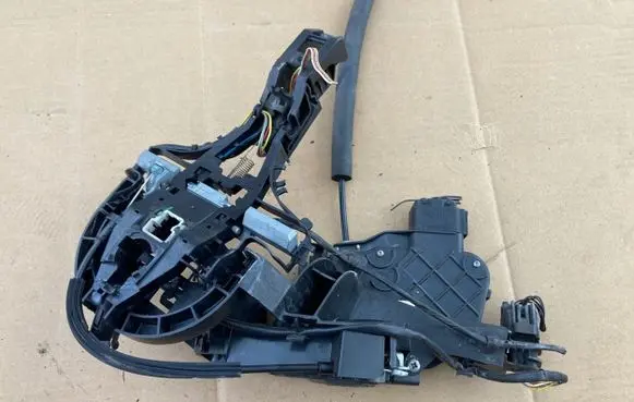Land Rover Range Rover Evoque L538 Loading door lock 8X2A26412AD