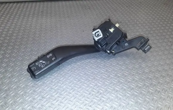 Volkswagen Golf V Indicator stalk 1K0953513G