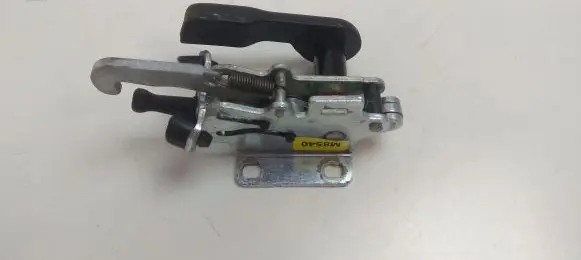 Opel Tigra B Convertible roof lock/latch 93162299 M8540